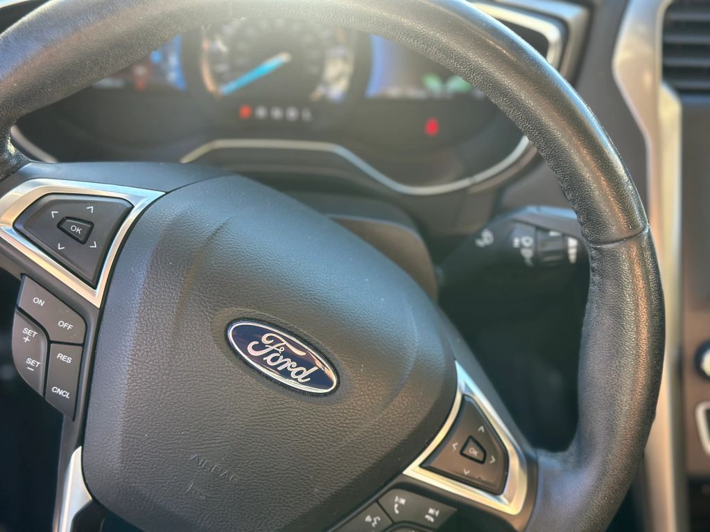 
								2018 Ford Fusion Energi full									