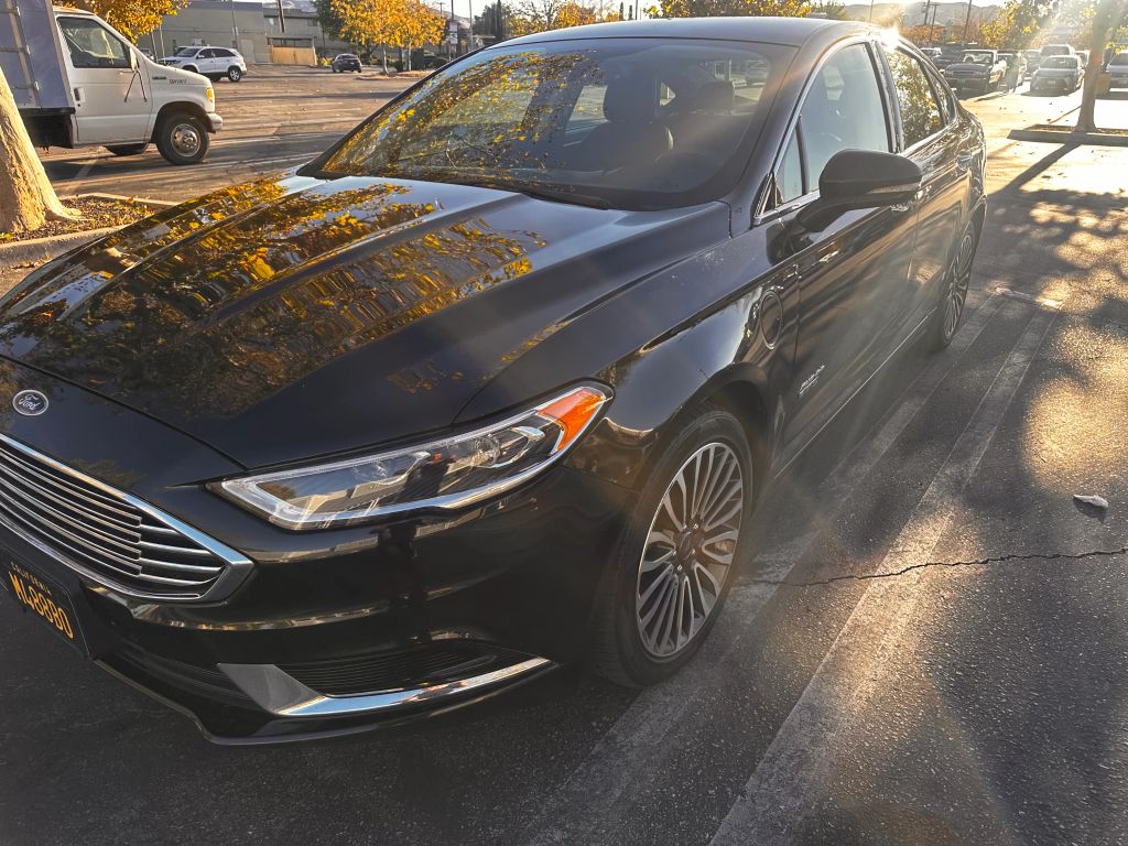 
								2018 Ford Fusion Energi full									
