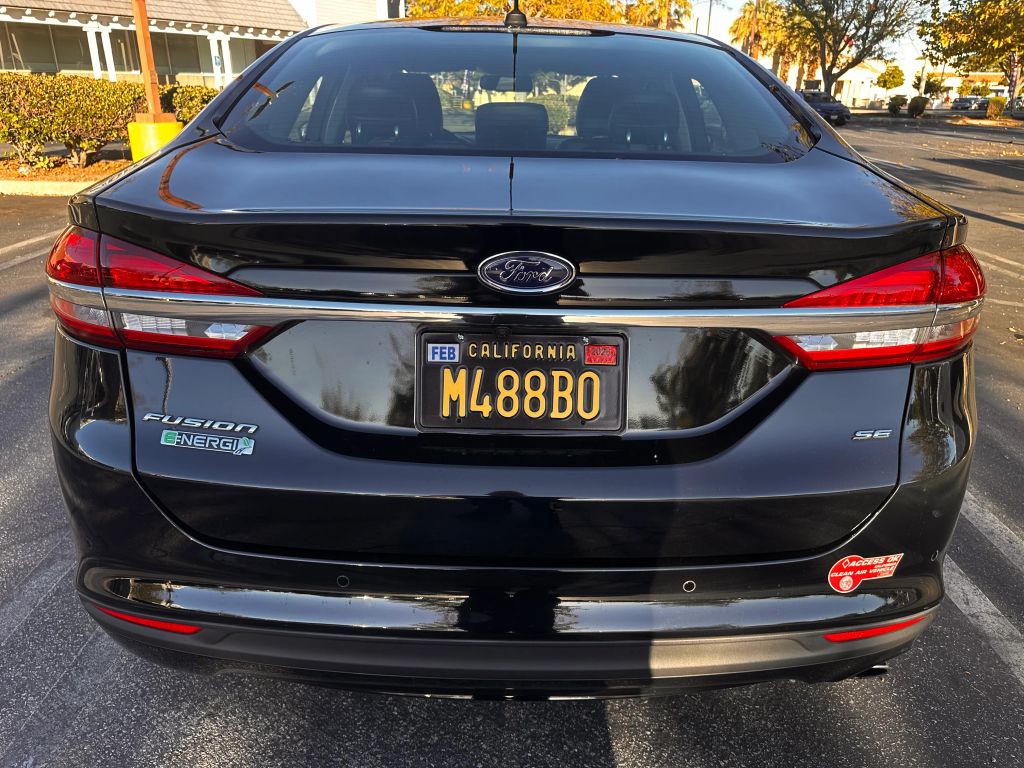 
								2018 Ford Fusion Energi full									