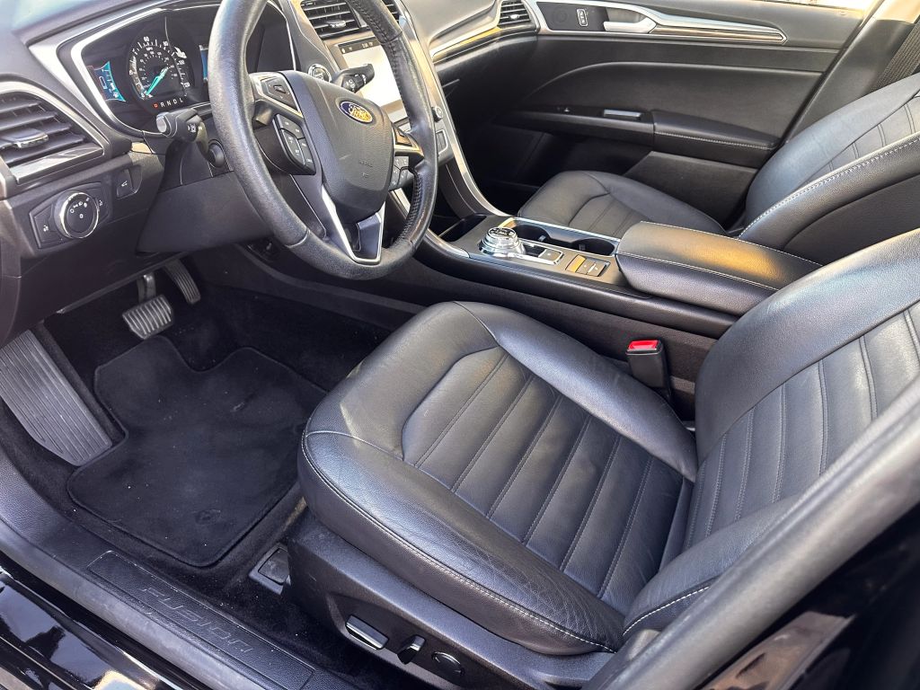 
								2018 Ford Fusion Energi full									