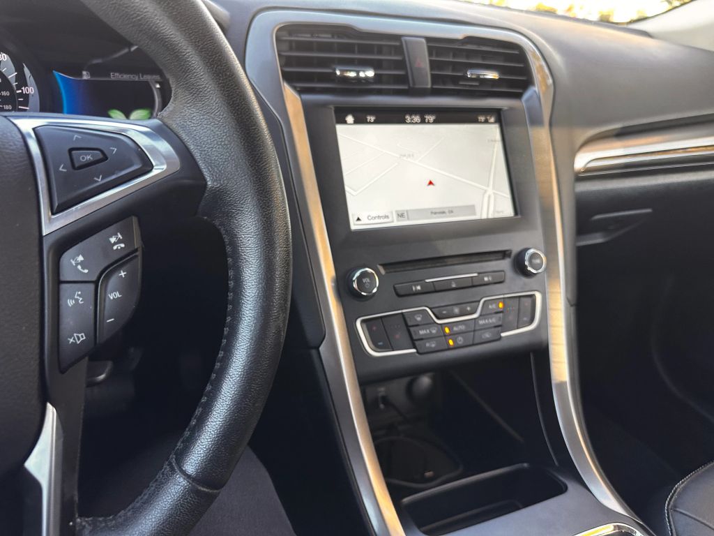 
								2018 Ford Fusion Energi full									