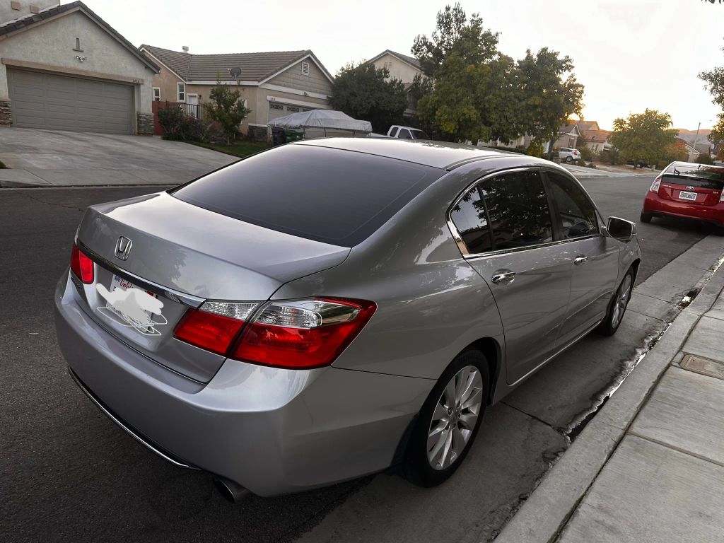 
								2014 Honda Accord full									