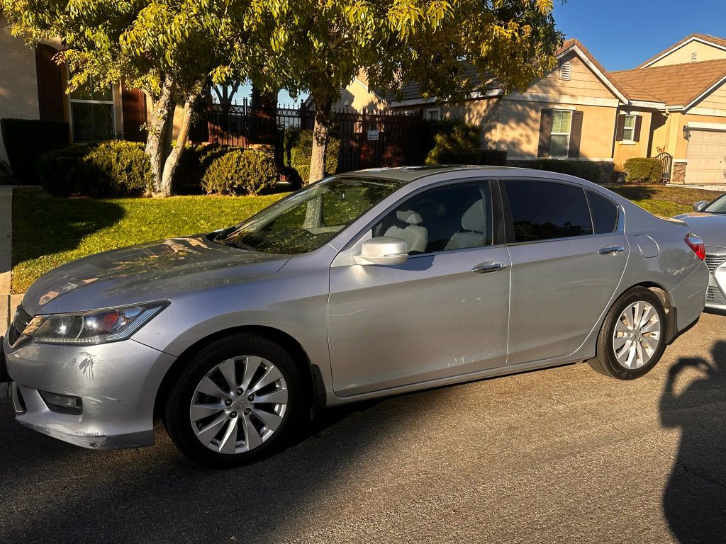 
								2014 Honda Accord full									