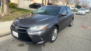 2015 Toyota Camry SE Sedan 4D